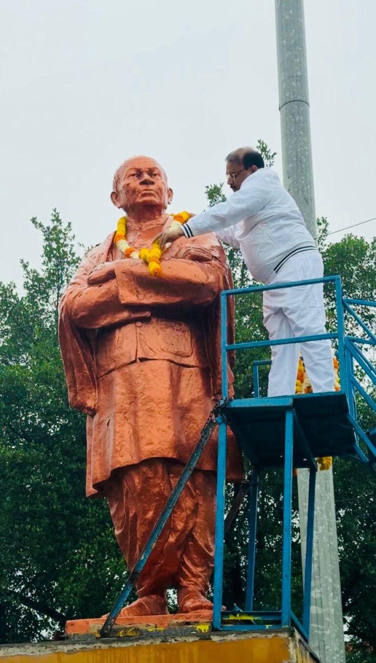 17e4a3f9-0ab5-4dfa-a7cb-3b348d4d31d7