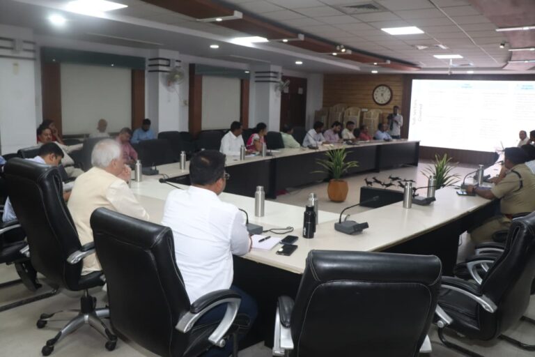 37990961-63fe-4c13-ac8e-472435fcee25