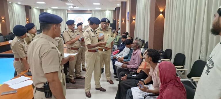 b8921e18-e9f7-4a3a-9881-5e9f55a92430