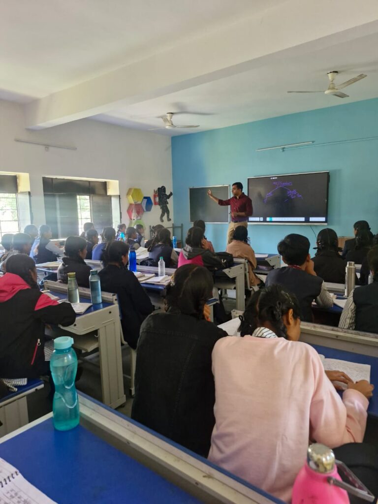 b7617494-9562-46b6-b18a-19a48a5a5487