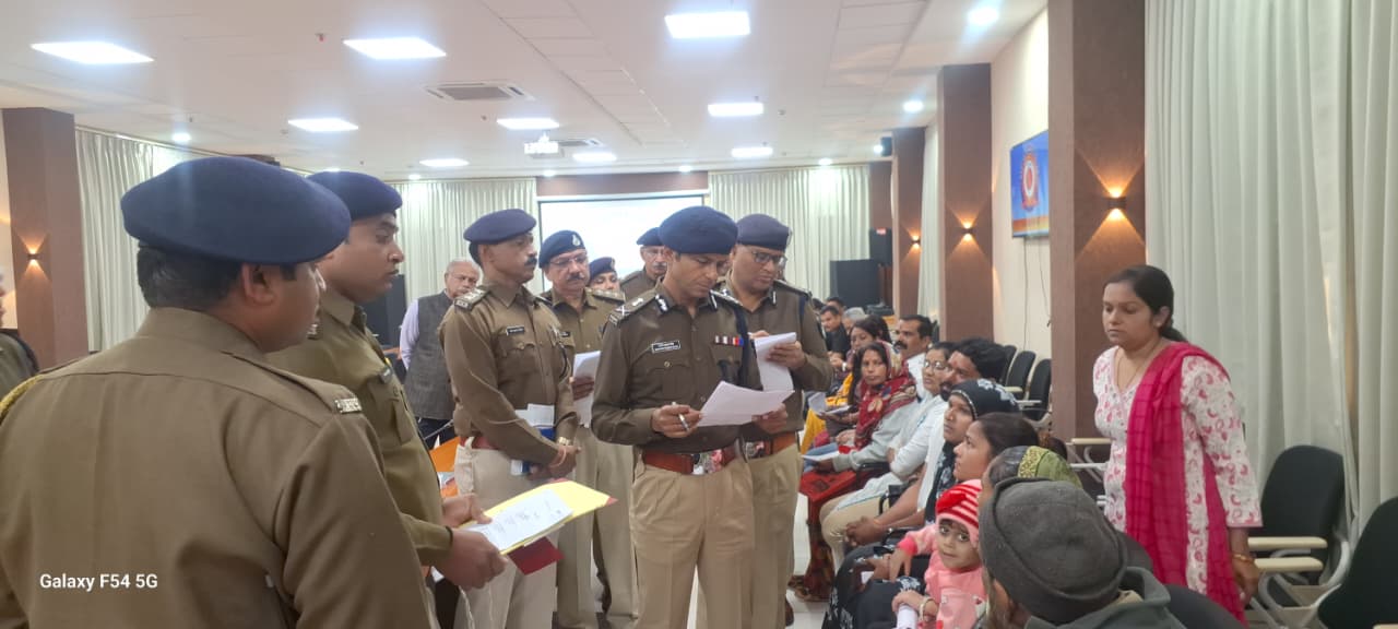 297cd044-fd19-4da7-a8cb-aa033e759b00