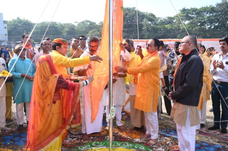 7ce18202-33d2-492b-8aa0-a80074cffa28