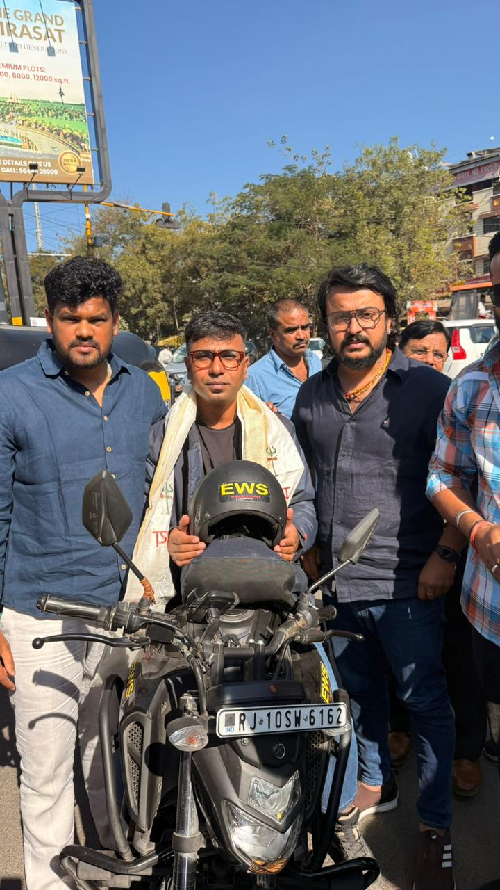 d90bc3e9-a005-43c4-80e1-fb19c7bfa787