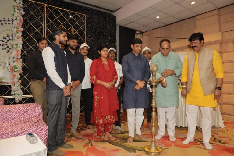 fb220d16-30a5-4aaf-9a00-1ec663a9ff01