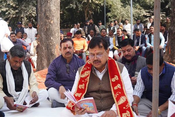 TN5-Bhopal150126053646