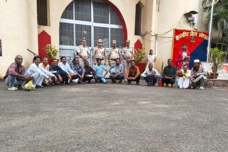 Inner-Bhopal150826085747
